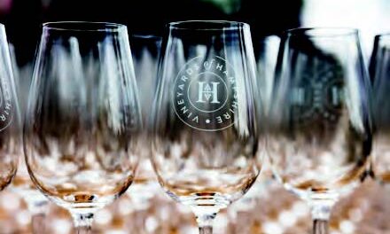 Win two ti ckets to Vineyards of Hampshire’s ‘Festive Fizz’ 2026